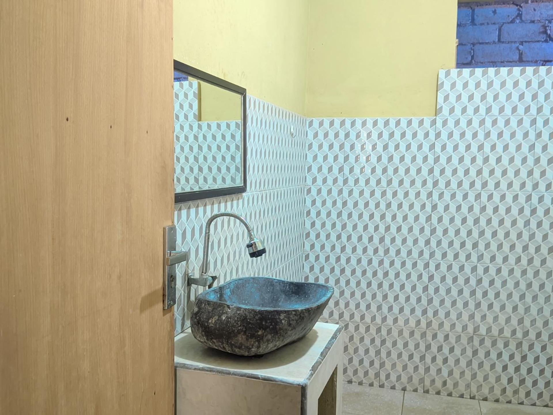 Three V Homestay Kuta  Εξωτερικό φωτογραφία