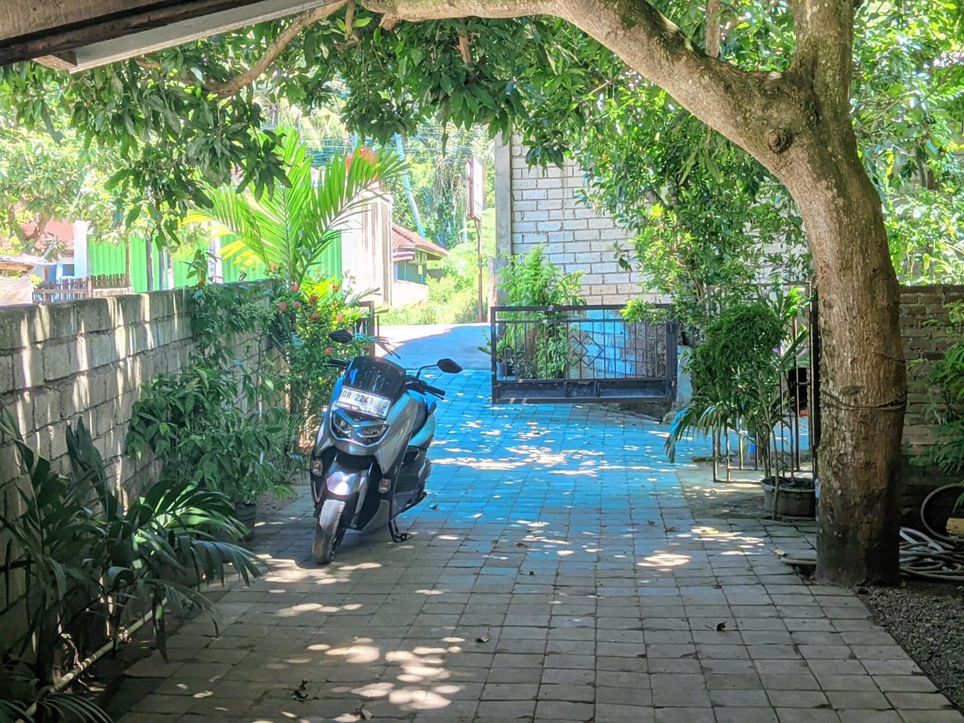 Three V Homestay Kuta  Εξωτερικό φωτογραφία