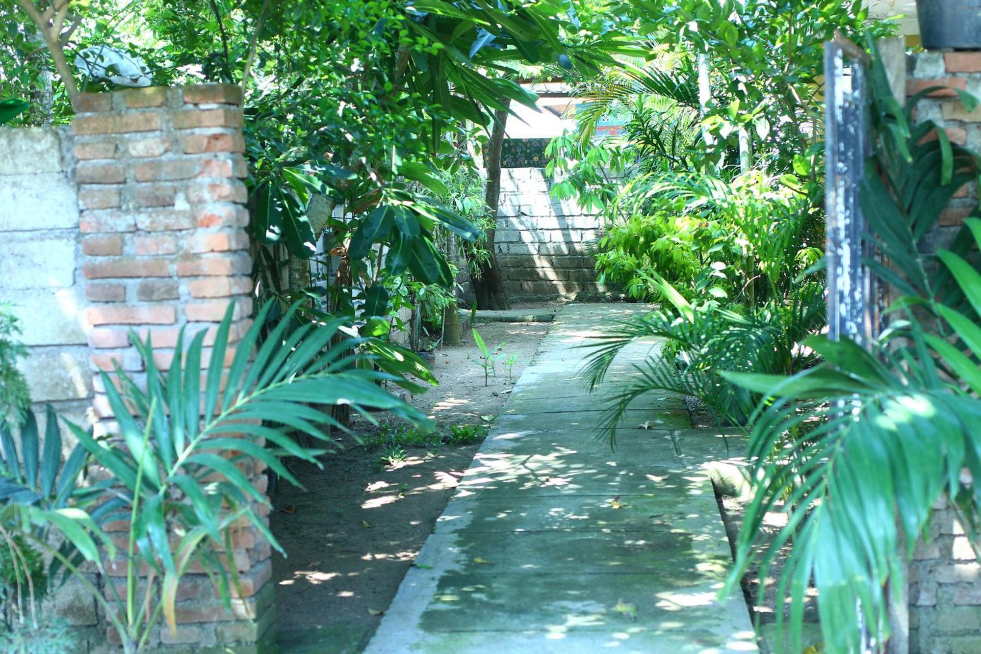 Three V Homestay Kuta  Εξωτερικό φωτογραφία
