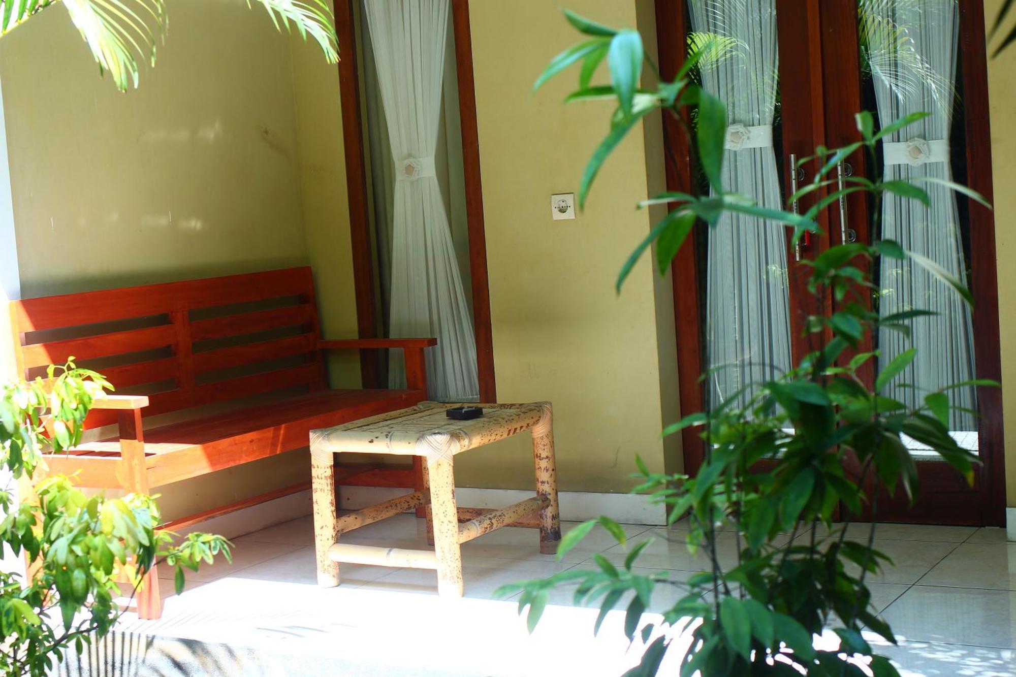 Three V Homestay Kuta  Εξωτερικό φωτογραφία